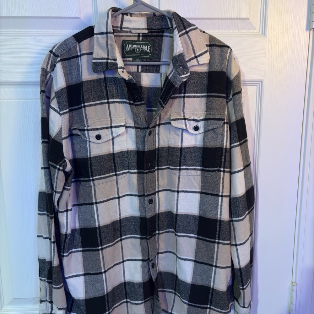 American Eagle Plaid Flannel Button-Up Shirt